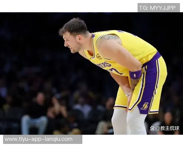 夸梅谈东契奇防守问题称与乔丹科比同场让我有些被惯坏了