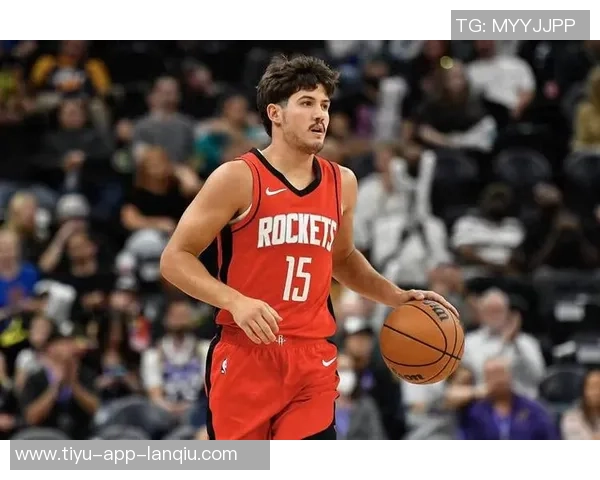 小贾巴里谈今夏训练重点与本场比赛失误控制表现 小贾巴里谈今夏训练重点与本场比赛失误控制表现