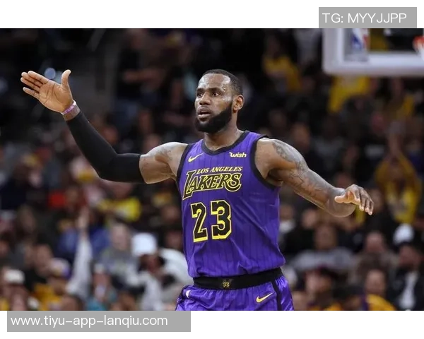 詹姆斯:成功背后的辛勤付出与凌晨三点的坚持不懈 詹姆斯:成功背后的辛勤付出与凌晨三点的坚持不懈