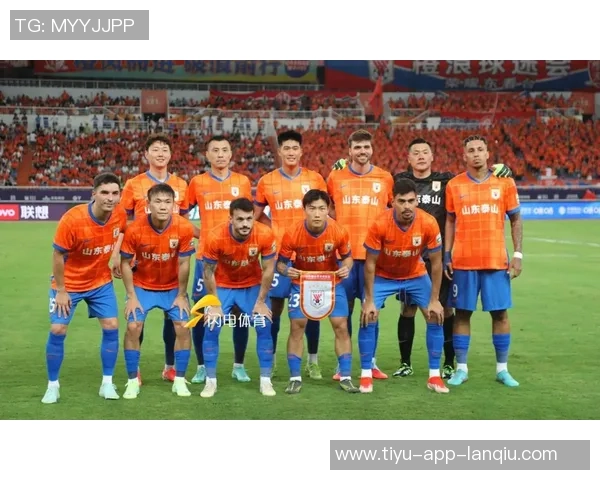 鲁媒报道泰山队广州冬训阵容超30人一线队名单即将揭晓 鲁媒报道泰山队广州冬训阵容超30人一线队名单即将揭晓